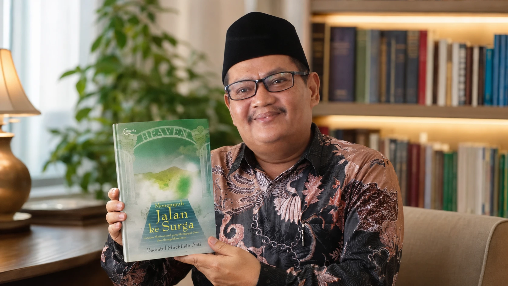 Menulis Buku Tanpa Ngos-ngosan: Jalan Ninja Mengolah Artikel Menjadi Buku Antologi